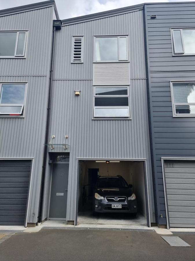 Spacious Home Near Cbd Spa Pool Parking 3Br أوكلاند المظهر الخارجي الصورة